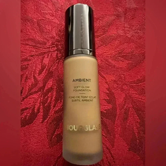 HOURGLASS AMBIENT 1 FL OZ SOFT GLOW FOUNDATION 13.5 - Picture 6 of 7